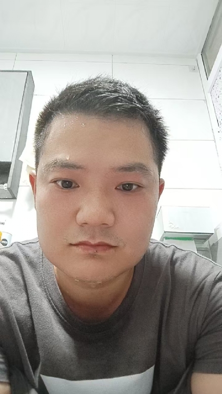 皓月当空的第一张照片--绵阳相亲服务中心