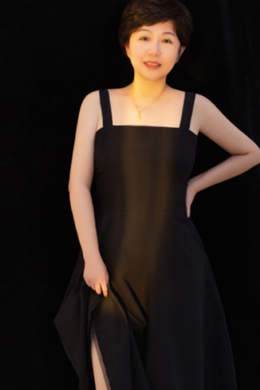 阿娜的第一张照片--绵阳相亲服务中心