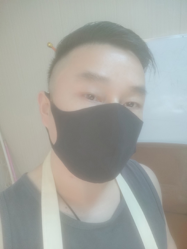 Poluk秦的第二张照片--绵阳相亲服务中心