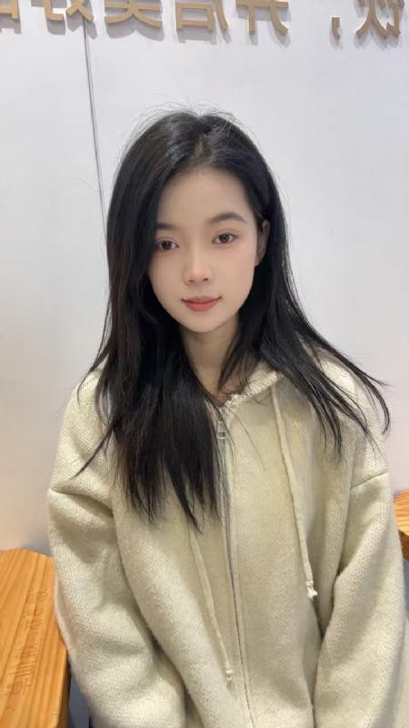 草莓奶昔的第一张照片--绵阳相亲服务中心