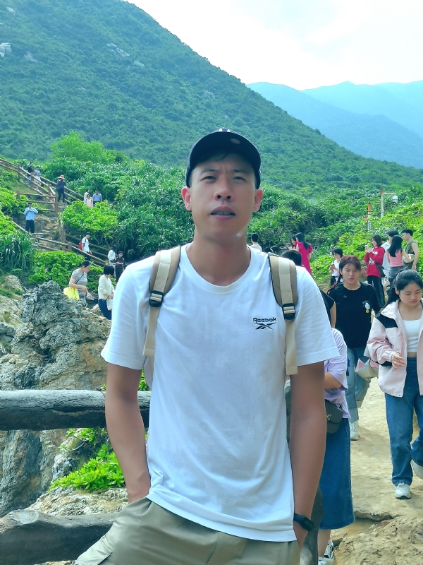 吴生的第二张照片--绵阳相亲服务中心