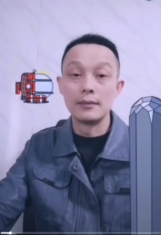 易进的第三张照片--绵阳相亲服务中心