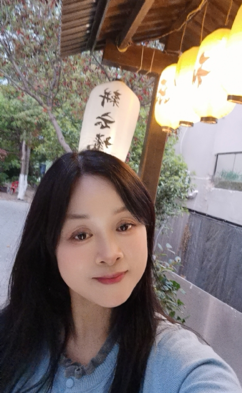 伊伊的第一张照片--绵阳相亲服务中心