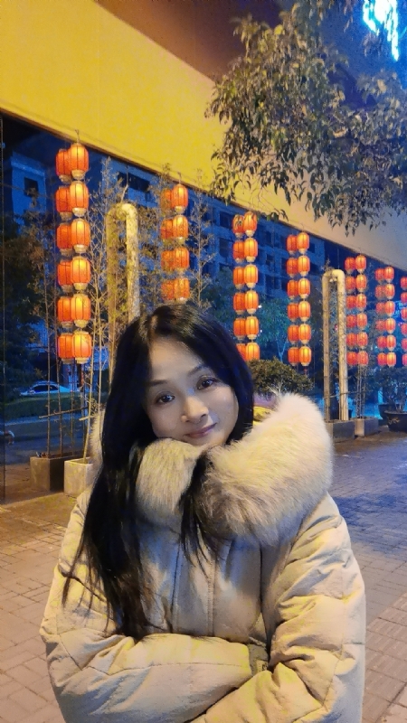 伊伊的第二张照片--绵阳相亲服务中心