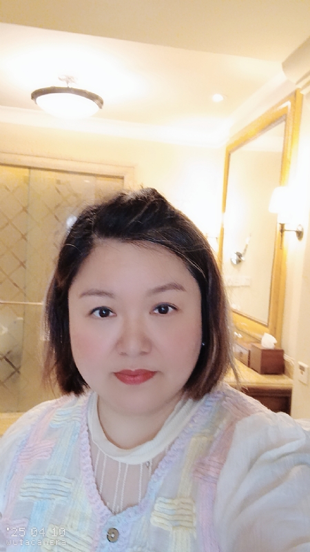 衎静玲瓏的第二张照片--绵阳相亲服务中心