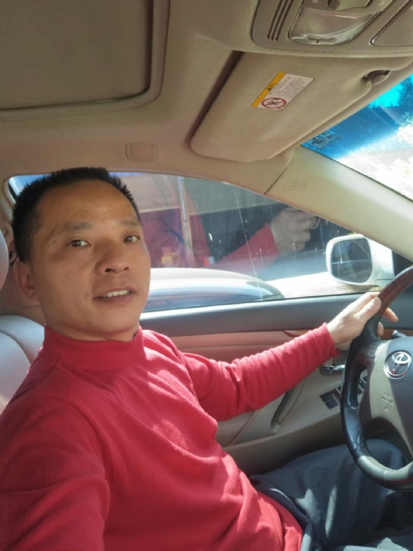 真诚征婚的第三张照片--绵阳相亲服务中心