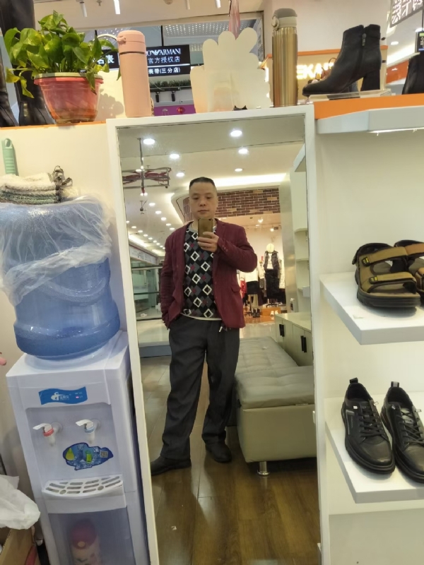 真诚征婚的第四张照片--绵阳相亲服务中心