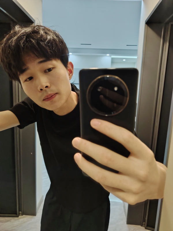 杨苏帝的第二张照片--绵阳相亲服务中心