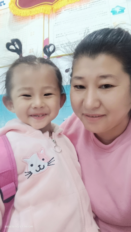 离异带俩娃的第一张照片--绵阳相亲服务中心