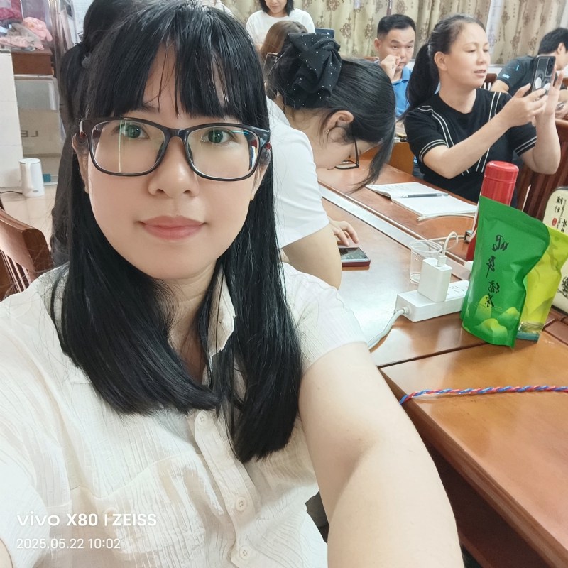 雯城慧敏的第一张照片--绵阳相亲服务中心