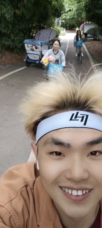 求安稳的第一张照片--绵阳相亲服务中心