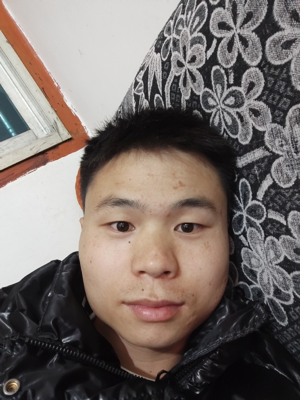 麒麟区幼儿园扛把子的第三张照片--绵阳相亲服务中心