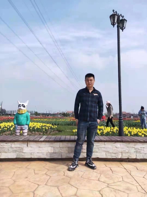 海阔天空的第一张照片--绵阳相亲服务中心