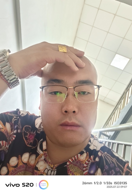 一生诺言的第五张照片--绵阳相亲服务中心