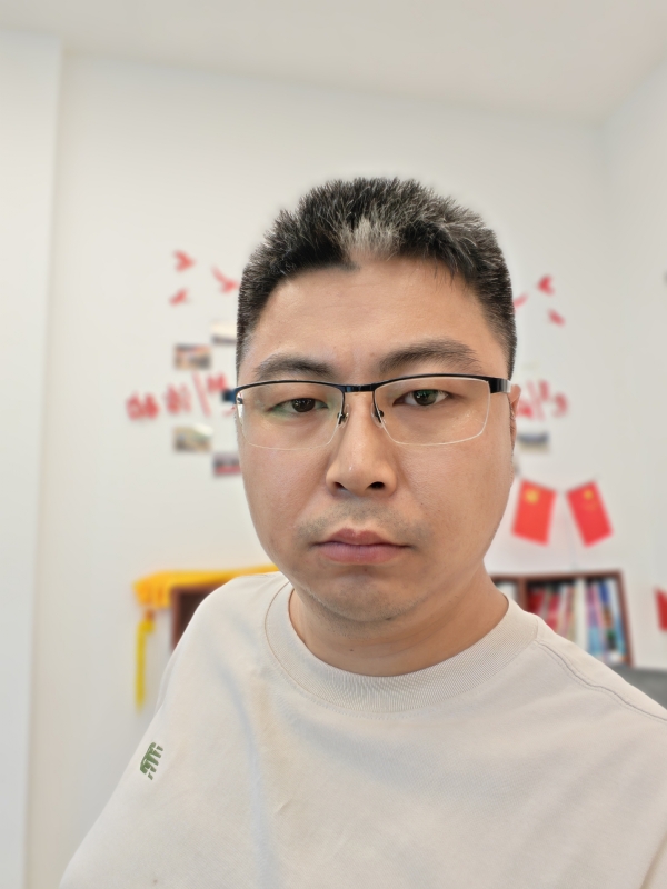 苦海寻舟的第一张照片--绵阳相亲服务中心