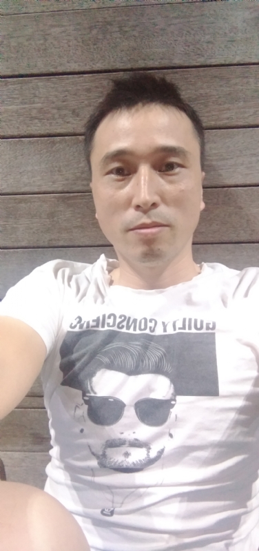 笑看一切的第一张照片--绵阳相亲服务中心