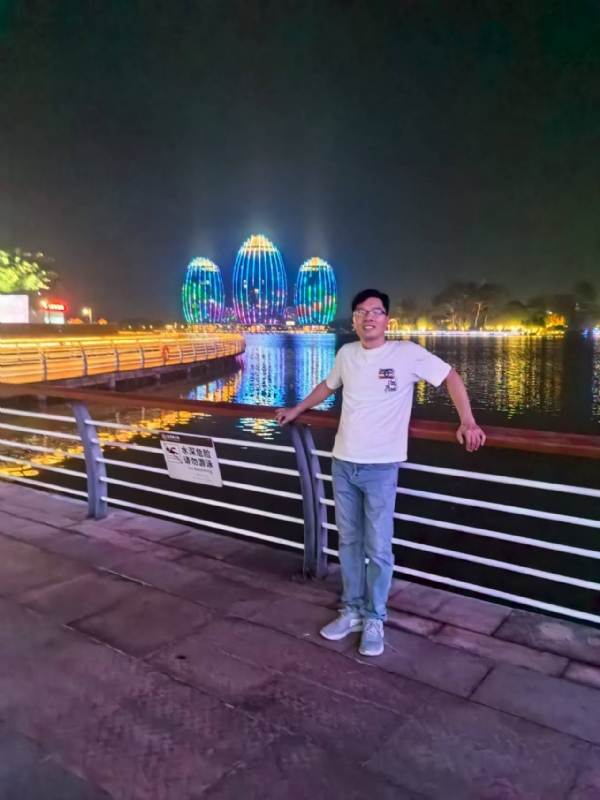 千年老妖的第一张照片--绵阳相亲服务中心