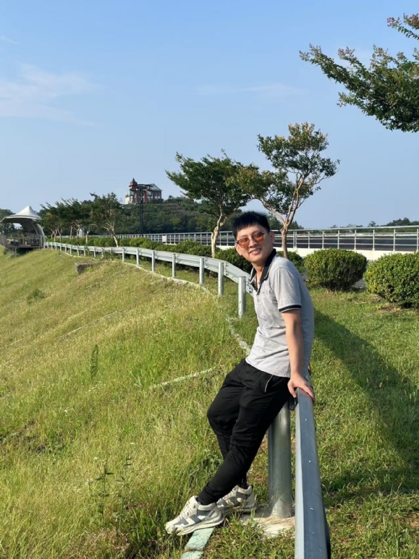 悠人的第一张照片--绵阳相亲服务中心