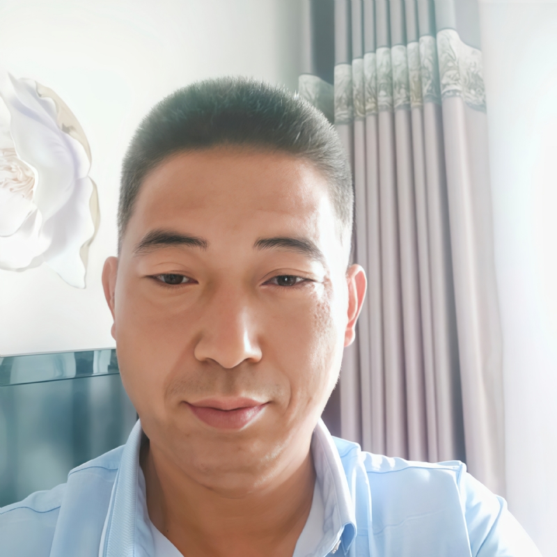 雨中漫步的第一张照片--绵阳相亲服务中心