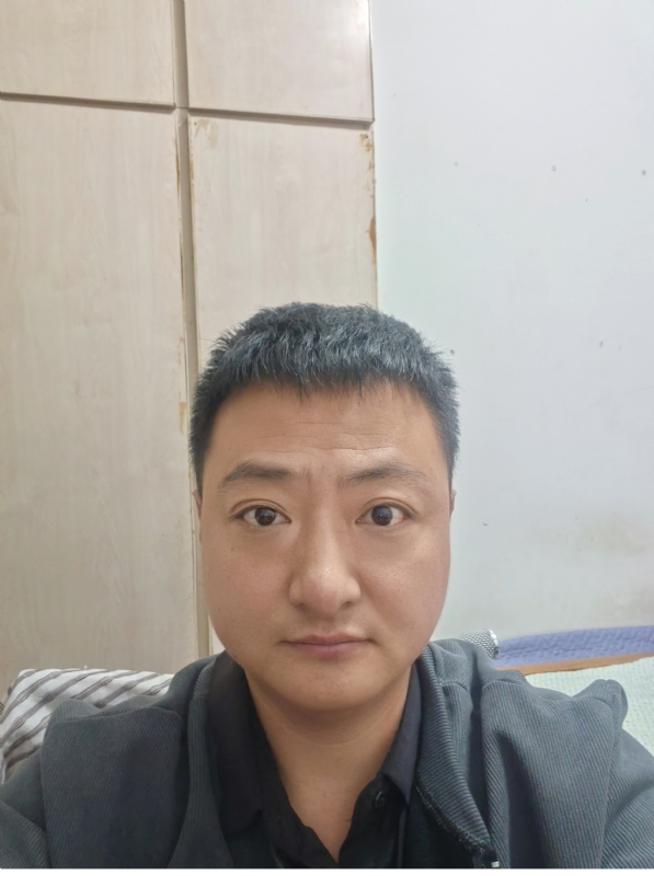 追爱大叔的第一张照片--绵阳相亲服务中心