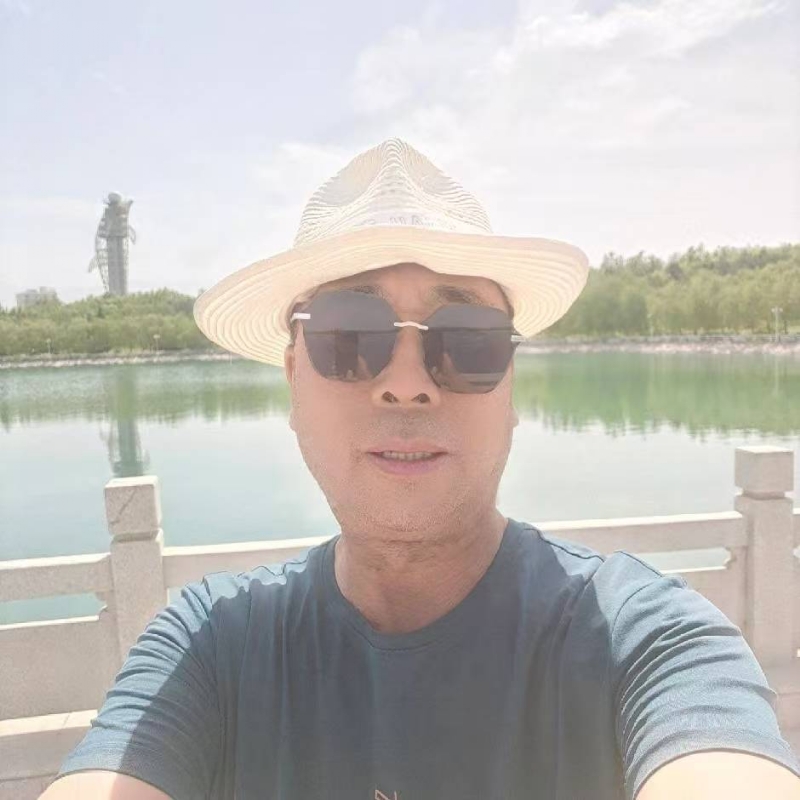 有钱人的第一张照片--绵阳相亲服务中心