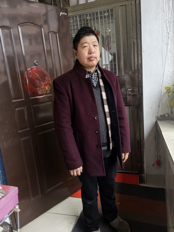 卢显澳的第一张照片--绵阳相亲服务中心