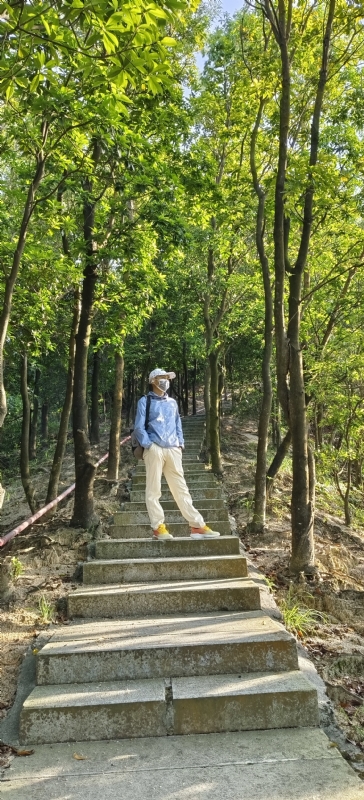 书衣的第三张照片--绵阳相亲服务中心